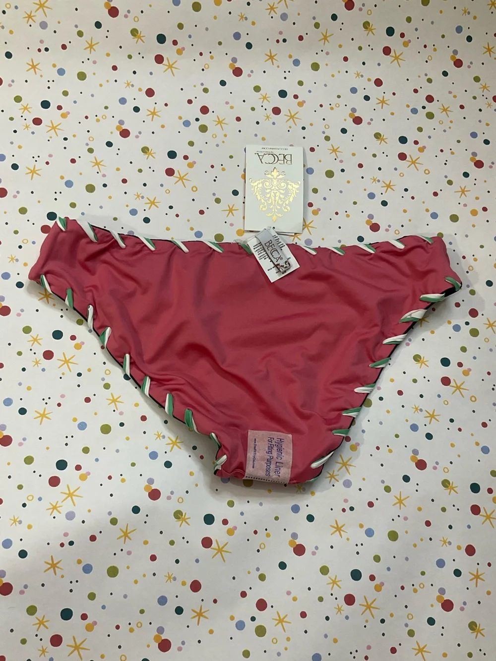 NWT Becca Camille Reversible American Fit Bikini Bottom Size Medium Black Pink